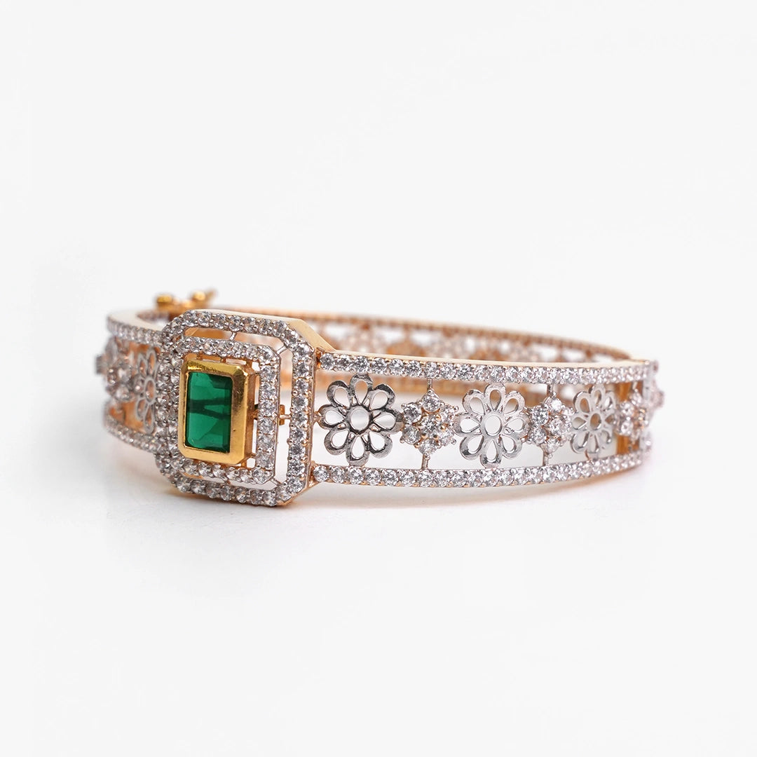 Emerald Grace Gold Kara
