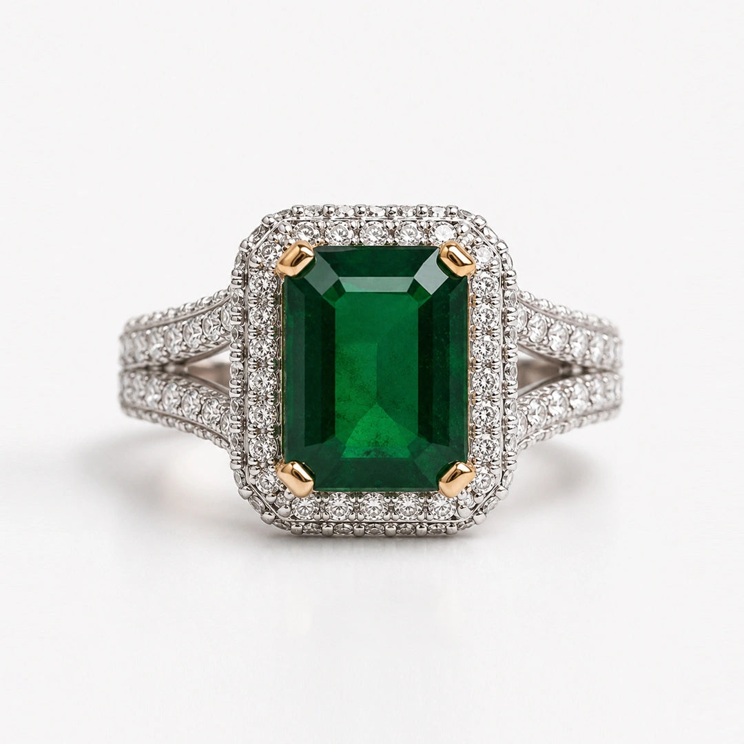 Emerald Majesty Ring