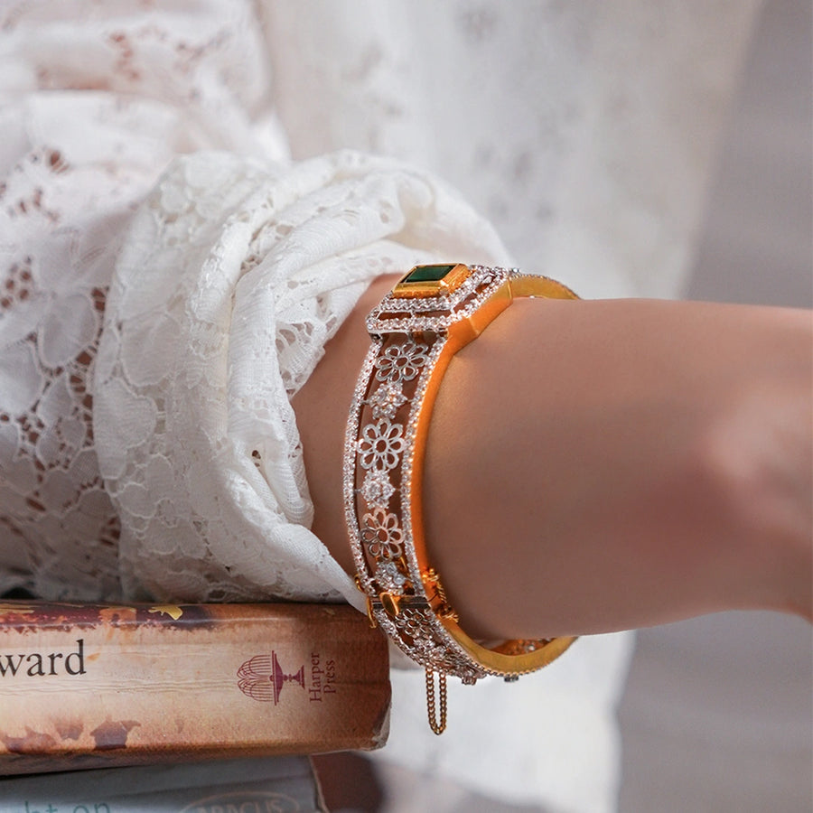 Emerald Grace Gold Kara