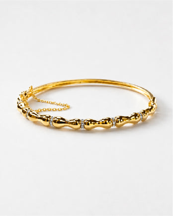 Sweethex 18K Gold Stud Earring